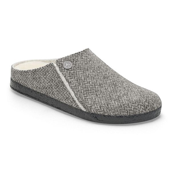 Clogs